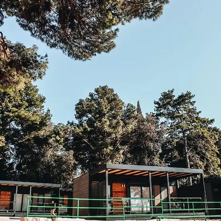 Kamp Mobile Kailani Nr 121, Porton Biondi